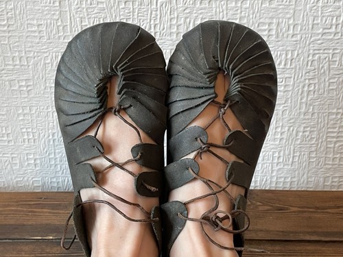 Black leather barefoot shoes