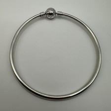 Genuine Pandora Moments Bangle 20cm S925 ALE