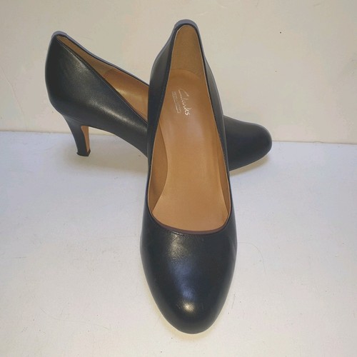 Ladies size d - size,