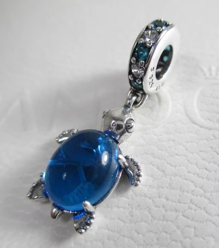 Main stone crystal - crystal, metal