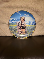 M.J. HUMMEL ”Little Goat Herder" Gentle Friends, 20.5cm Danbury Mint Plate No427