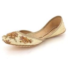 Women Traditional Jutti Khussa