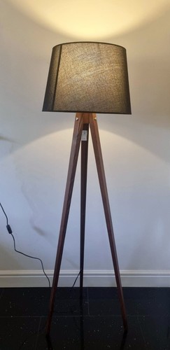 Lumexx wooden walnut tripod - wooden,
