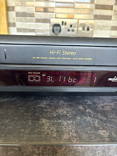 Sony slv e710 vhs vcr - slv-e710, video