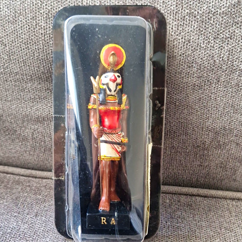 Egyptian people figurine - people,