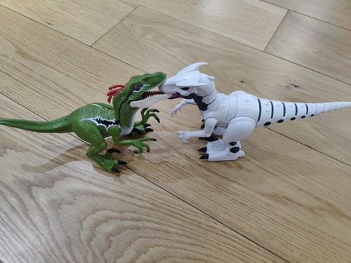 Robot veloceraptor dinosaur - veloceraptor,