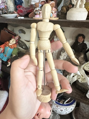 Artist small wooden - small,