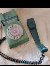 Original Vintage / Retro Twotone Green Trimphone Working order