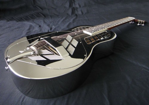 Tricone tri cone - tricone, resonator