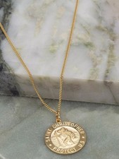IBB 9ct Solid Yellow Gold St Christopher Unisex Adult Pendant Necklace 51cm A