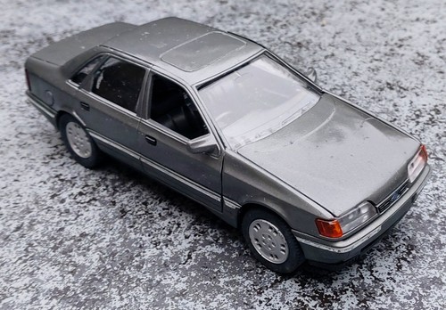 Ford scorpio silver scale - silver, 1/25