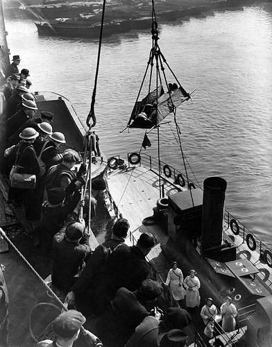 Medical hospital ship injured - medical,