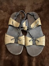 Merrel light brown sandals Uk