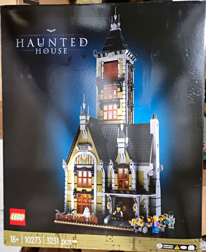 Lego haunted house 10273 - haunted,