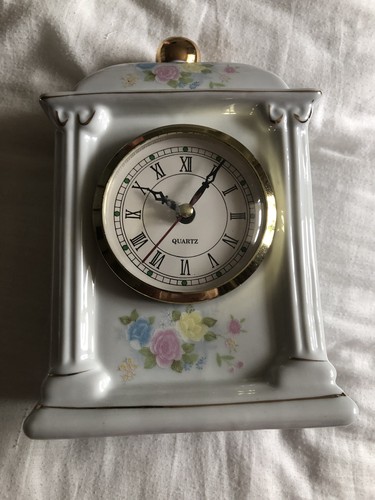 Beautiful porcelain mantle - beautiful,
