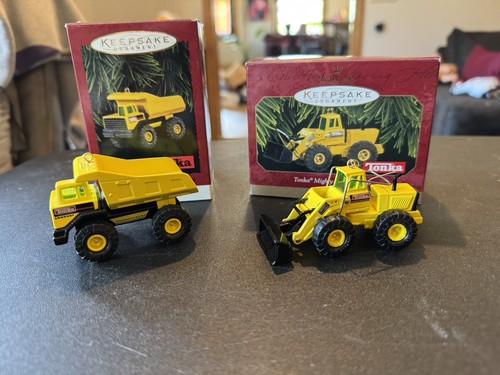 Nib hallmark tonka mighty - hallmark,