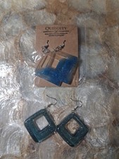 *QUIDDITY* hand Made Sparkly