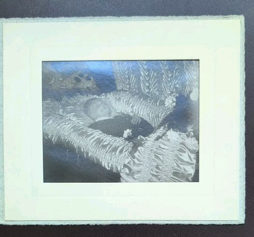 Antique post mortem - antique,