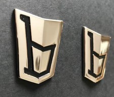 Alfa Romeo Montreal - Bertone Shield Badges