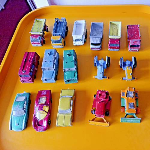 Matchbox lesney play worn lot - play,