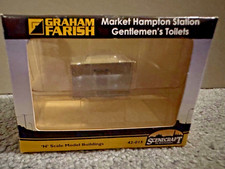 N Gauge Graham Farish Scenecraft Building - Market Hampton Station Gentleman’s