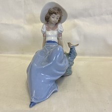 NAO BY LLADRO PORCELAIN FIGURE