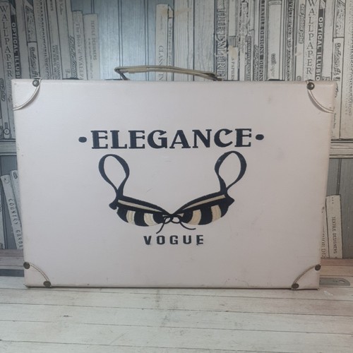 Vintage style display wooden - vintage,