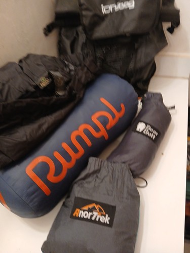 Lot camping equipment rumpl - equipment,