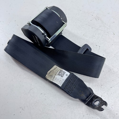 Passat seat belt - passat,