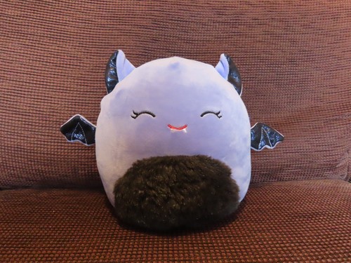 Squishmallow joldy purple - squishmallow, bat