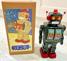 ME100 Black Tin Robot Vintage