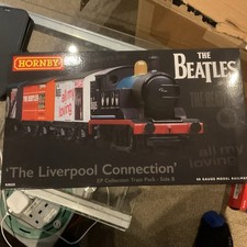 Hornby R30335 The Beatles
