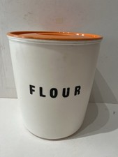 Vintage.  Retro.    Flour Bin