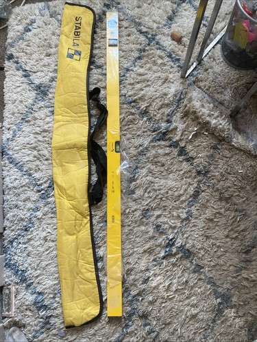 Brand new 4ft - level, stabila