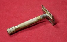 GERMAN WW2 WEHRMACHT SOLDIER