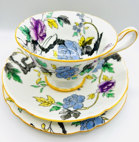 Shelley bone china teacup - shelley,