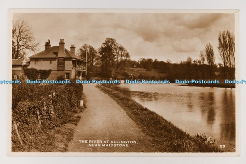 C032128 the river - river, allington