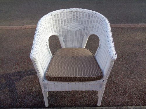 Vintage lloyd loom style - vintage,