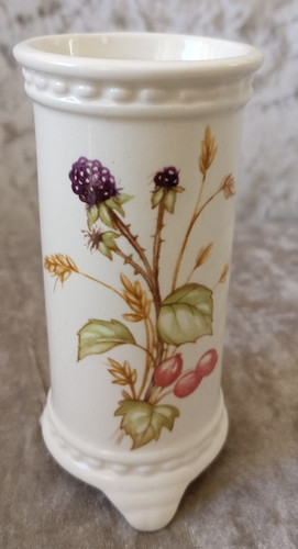 Royal winton pottery ironstone - winton,