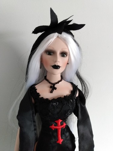 Vixens the underworld - vixens, of