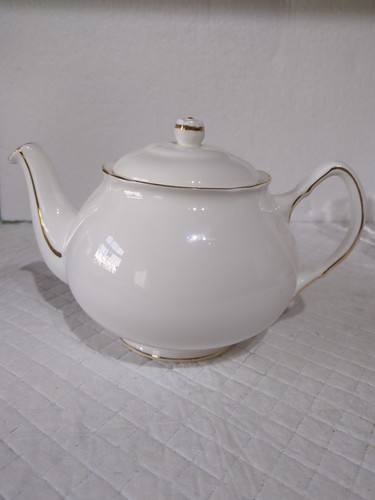 Beautiful duchess bone china - beautiful,