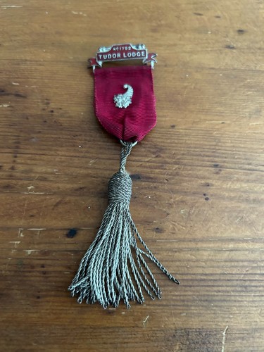 Vintage freemasons tudor - freemasons, lodge
