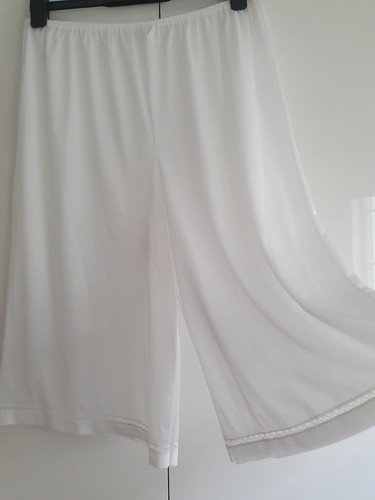 Vintage style poly nylon - style,