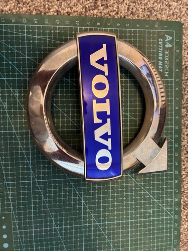 Volvo front grille - volvo,