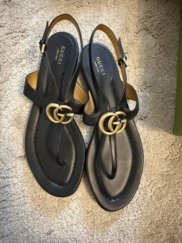 Gucci black thong leather - gucci,