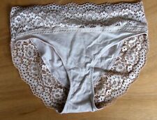 M & S size 18 Vintage Lace
