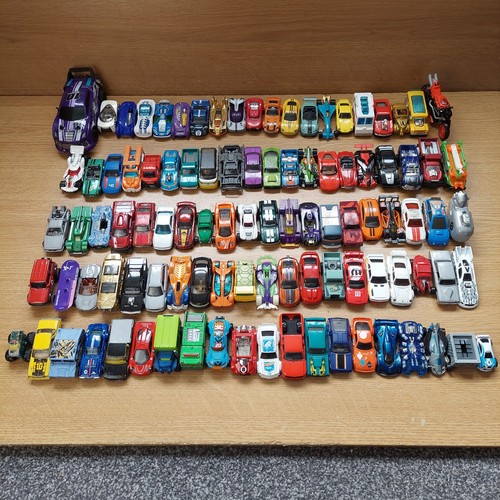 Job lot 100 hot - 100, cars