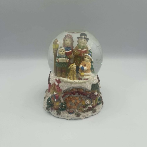 Cotswold snow globe - cotswold,