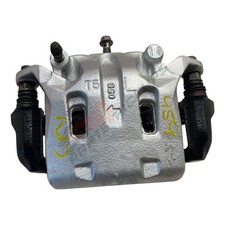 2010 Nissan Navara Outlaw V6 Passenger Side Front Caliper 2005-2015 410115X00A