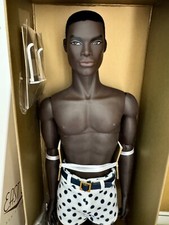 INTEGRITY TOYS FASHION ROYALTY EAST 59 HONOLULU SUNSET AUGUSTUS 12" DOLL NRFB